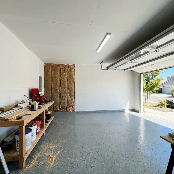 Garage and utility drywall near Buttonwillow, CA